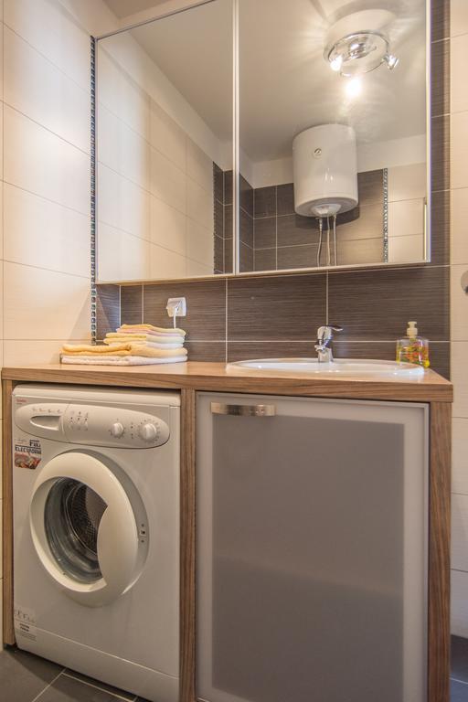 Apartments Domuzin 비오그라드나모루 외부 사진
